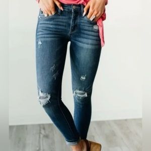 JUDY BLUE® LOS ANGELES Distressed Skinny Jean Style# JB8263DK